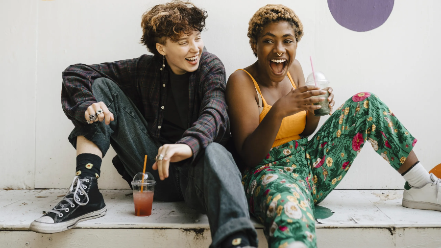 부탁한 사람에 대한 호감을 가지고 있었다