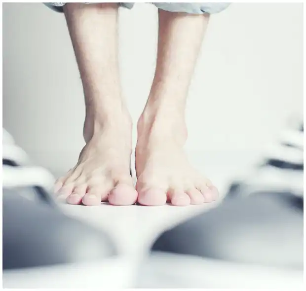 족저 근막염 치료법 (주사&amp;#44; 약&amp;#44; 걷기 중단 방법 등)