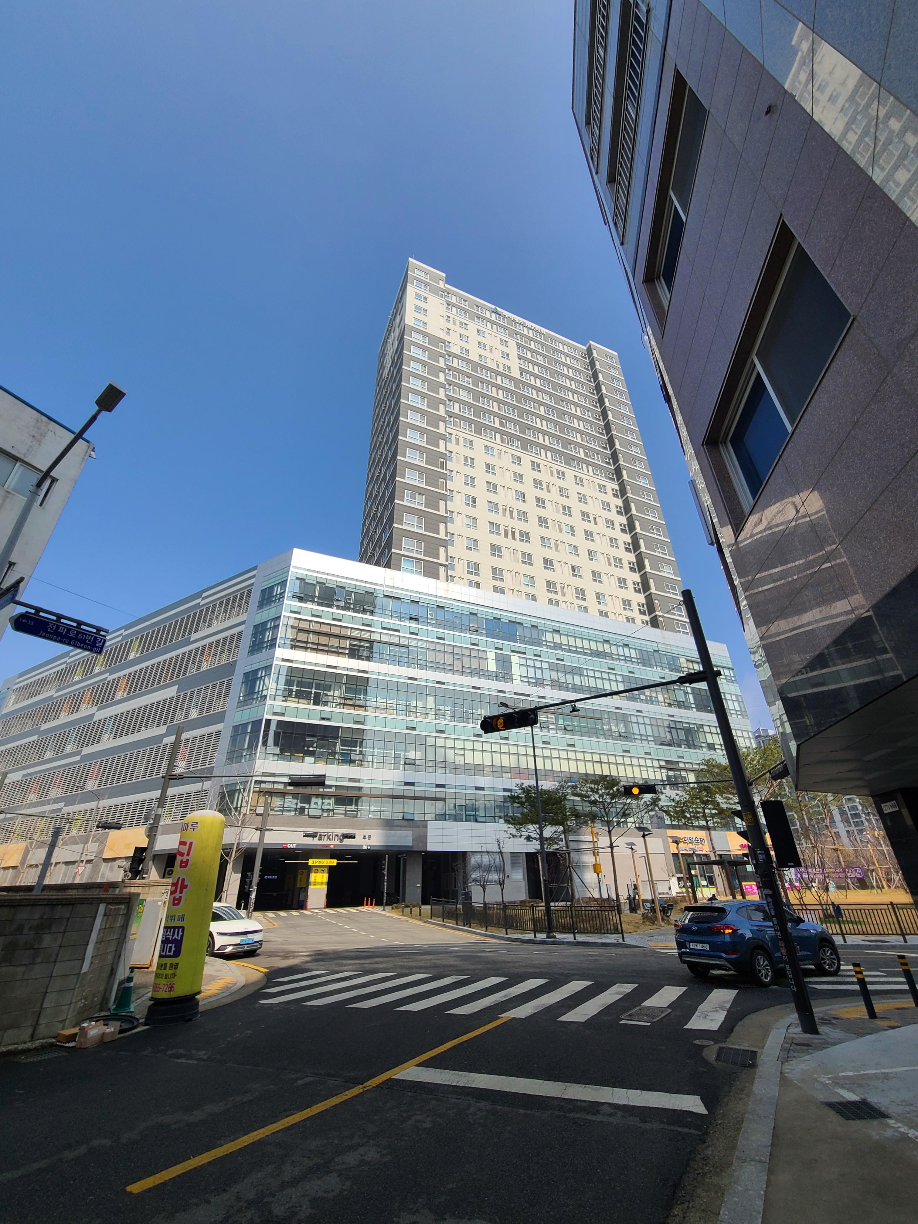 안양아이에스비즈타워 외관 및 주변환경2