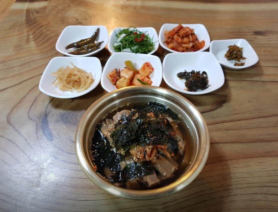 6시내고향 35년 전통 메밀묵밥 도토리묵밥