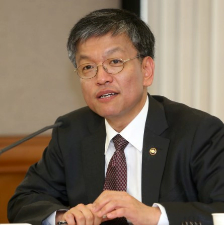최상목 프로필 나이 고향 학력 재산 경제수석 평가