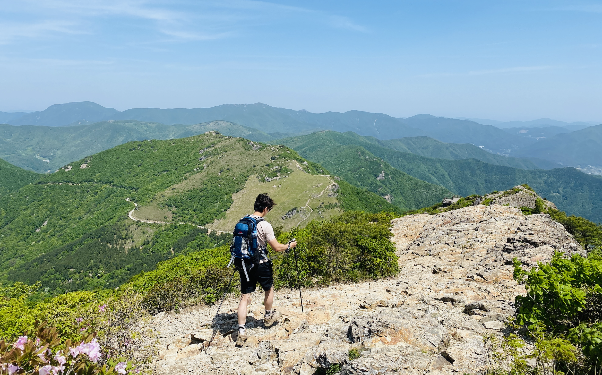 등산스틱 사용 예시