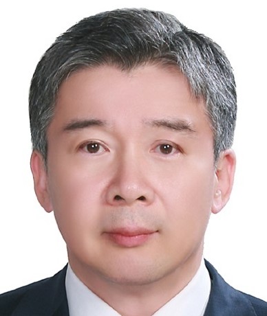 유철환 권익위원장 프로필 고향 나이 평가