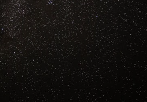 사건의 지평선 너머: 블랙홀의 경계를 넘은 물리학의 가능성