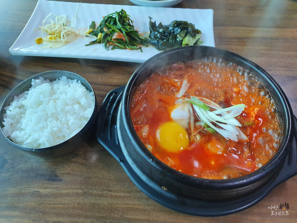 파주 샘뜰 두부집 얼큰순두부