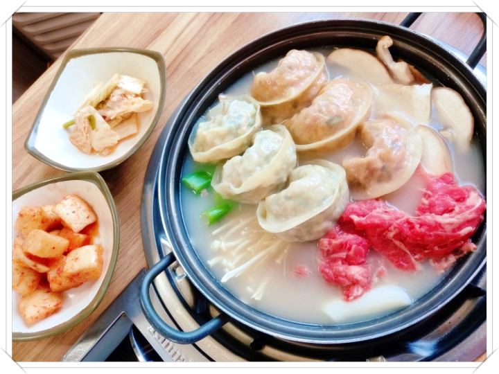 생방송투데이-만두-버섯전골-김치만두전골-전남-여수-맛집