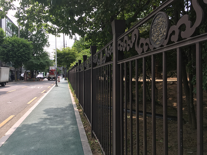 서울-선릉과-정릉-철창