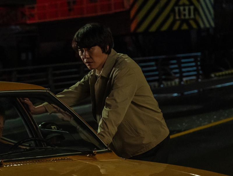 디즈니+의 오리지널 시리즈 ‘파인: 촌뜨기들’ 영탁 이미지., 월트디즈니 컴퍼니 코리아