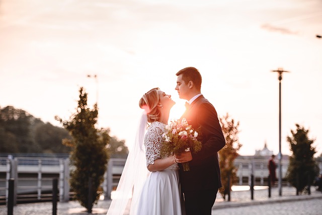 야외 웨딩촬영 모습 사진