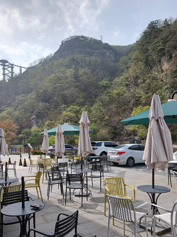 투썸플레이스에서 바라본 소금산