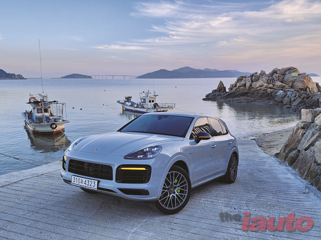 포르쉐 카이엔 E-하이브리드