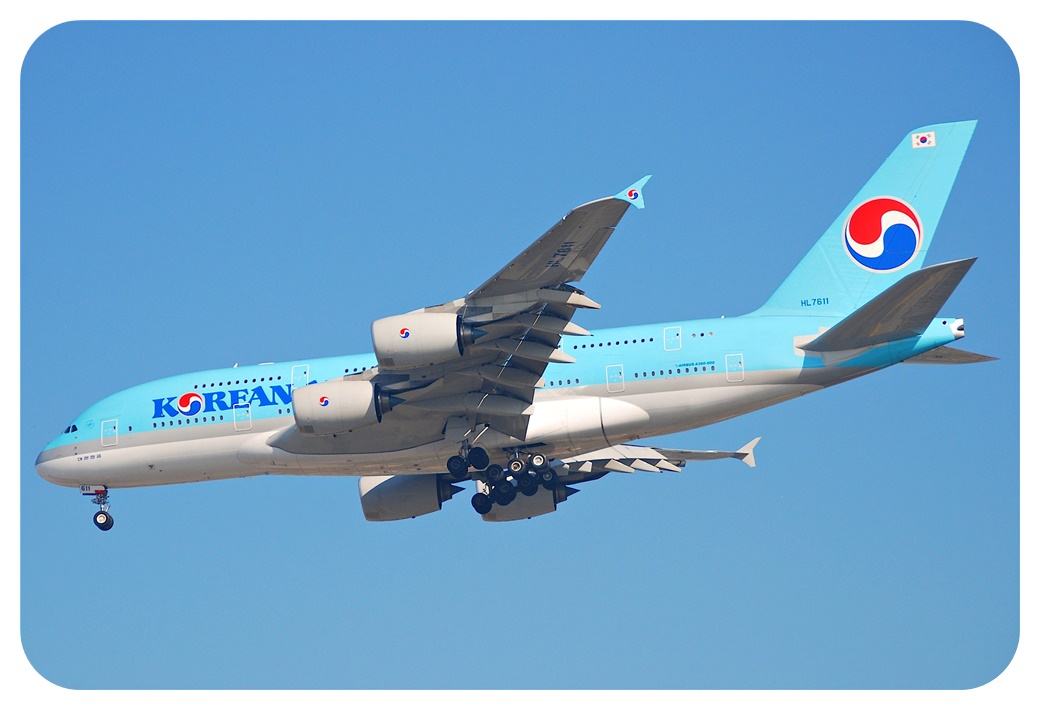 대한항공-a380-여객기-하늘-날고있는-모습-찍은-사진