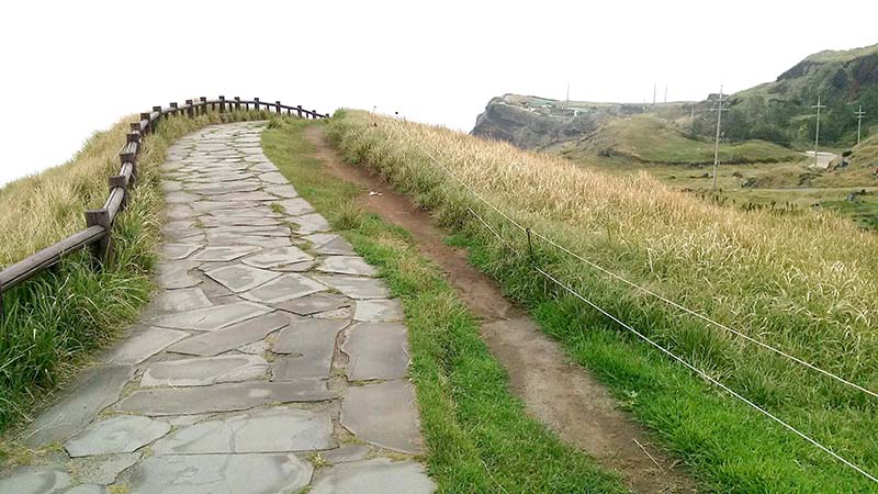 송악산(Song-aksan Mountain)