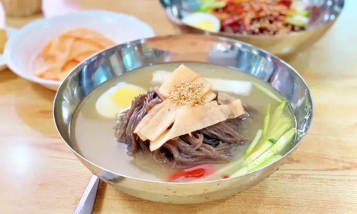 소문의맛집 오직 냉면만 파는 물냉면 비빔냉면 태안 냉면집 맛집 추천