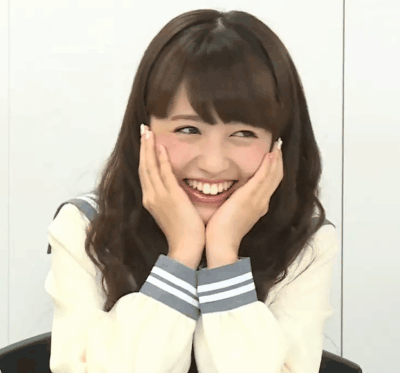 아이다 리카코 逢田梨香子 gif