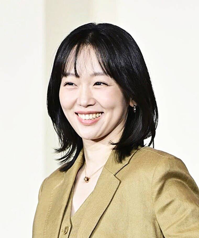 기자-출신-배우-진기주