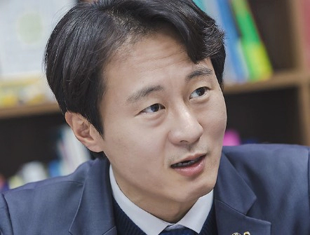 이탄희 국회의원 프로필 나이 고향 학력 지역구