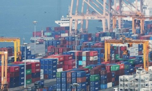 미국 에너지 수출 신기록 사상 최고치 기록: 호르무즈 해협 봉쇄가 불러온 에너지 시장의 대변동과 지속 가능성 분석