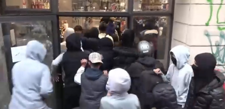 밀라노 약탈 시위, 고물가 항의가 폭력으로 번진 이유와 271명 연행 상황 참고 이미지 2