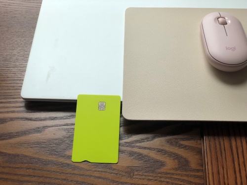 노트북-마우스-체크카드