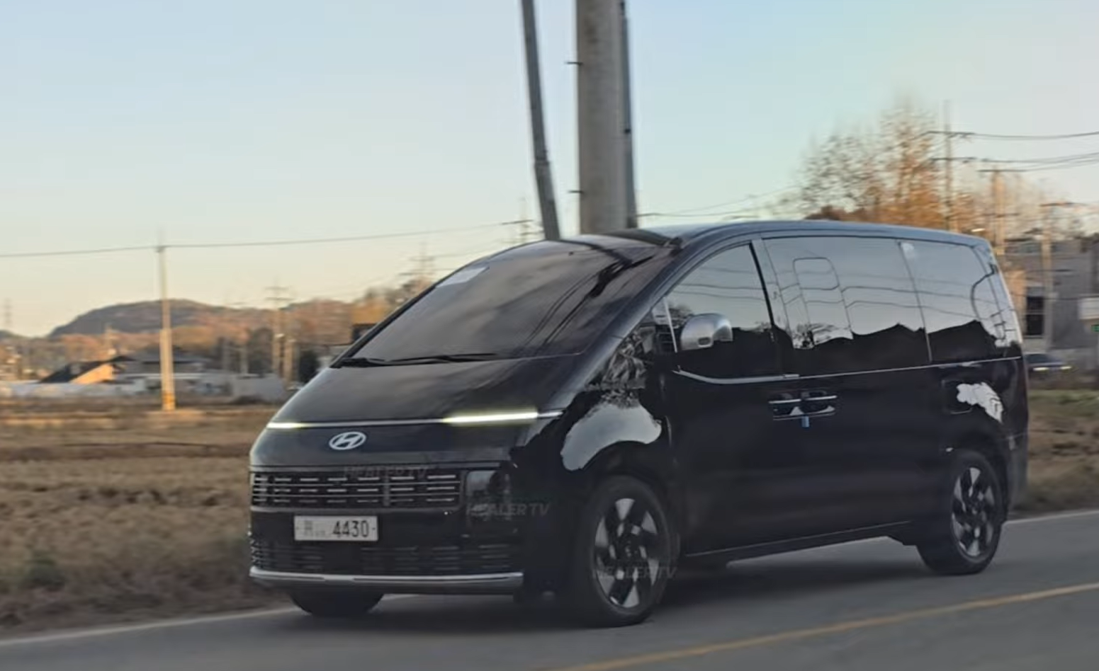 현대자동차 스타리아 페이스리프트 테스트카 (출처 : 힐러TV)