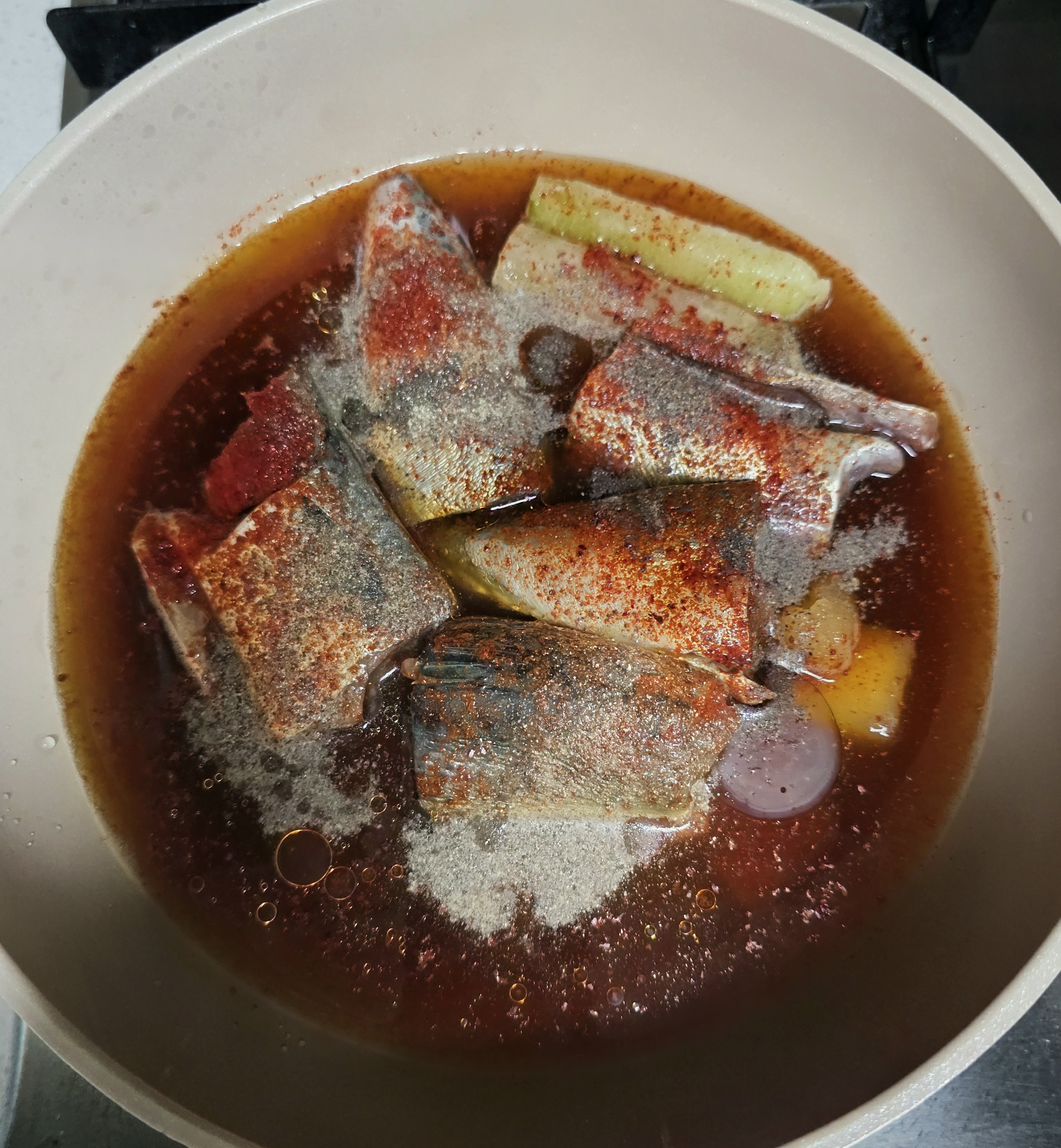 칼칼하게-만들었습니다.