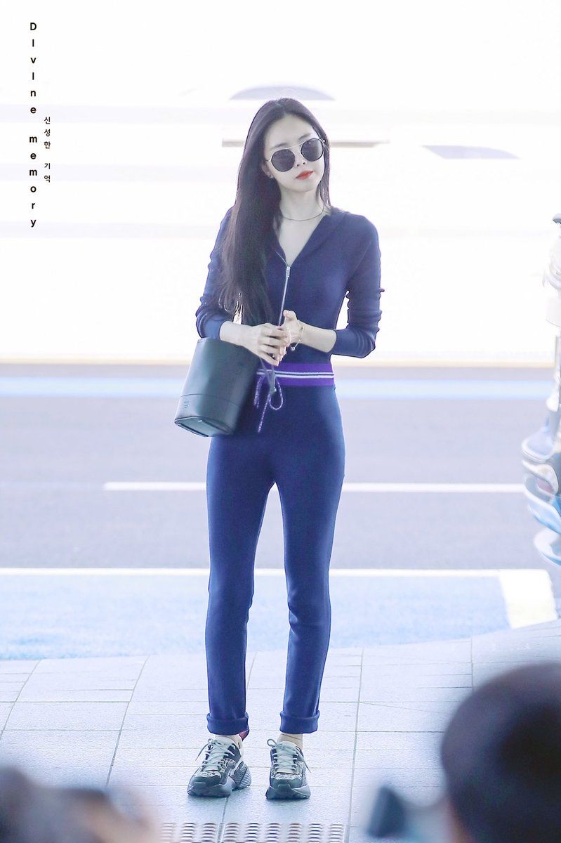 손나은 레깅스 완판녀