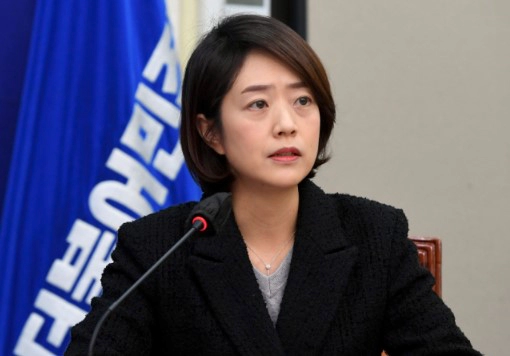 고민정 프로필 나이 학력 남편 아나운서 경력