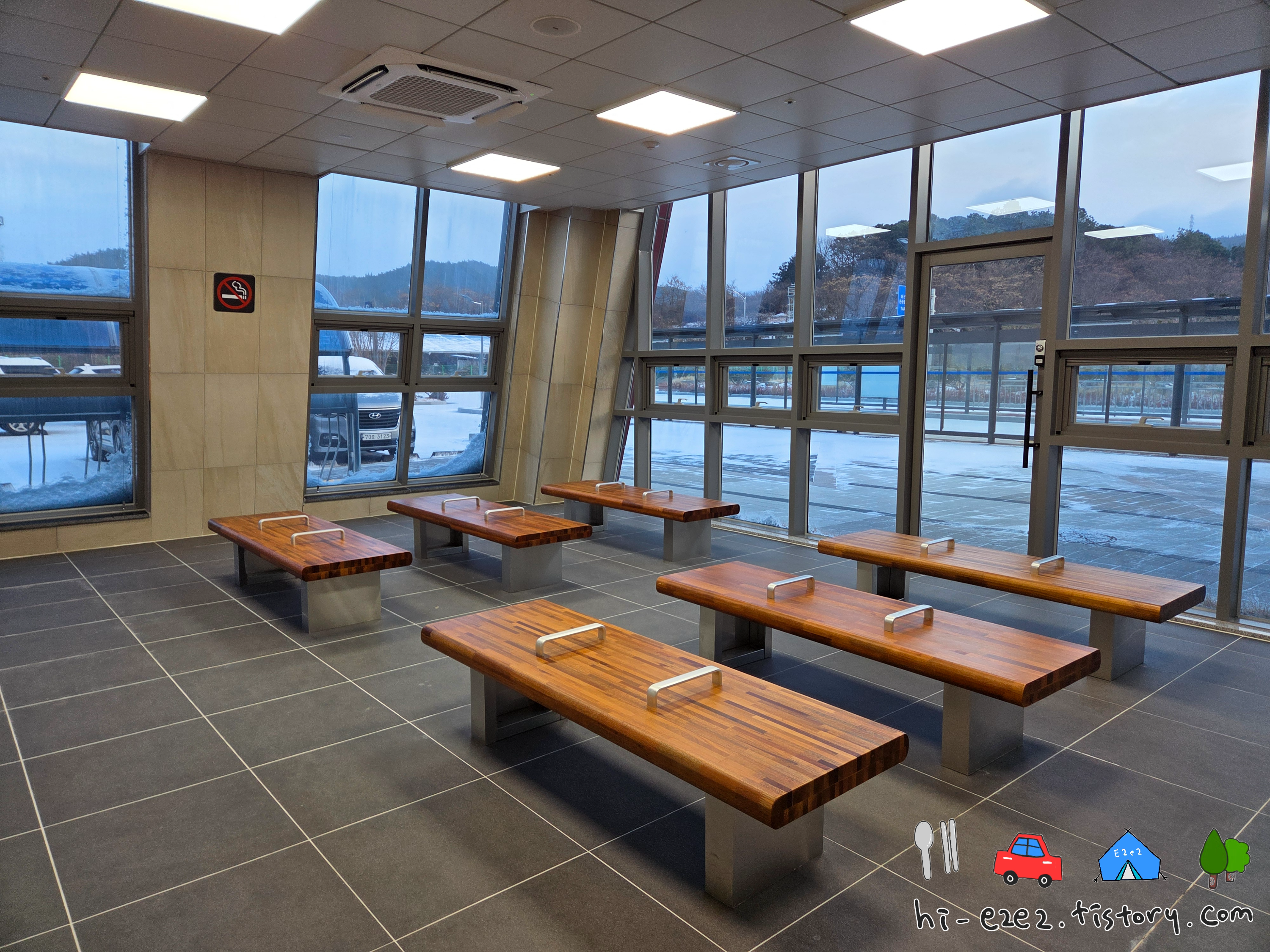 영암 영암역 대기실 벤치