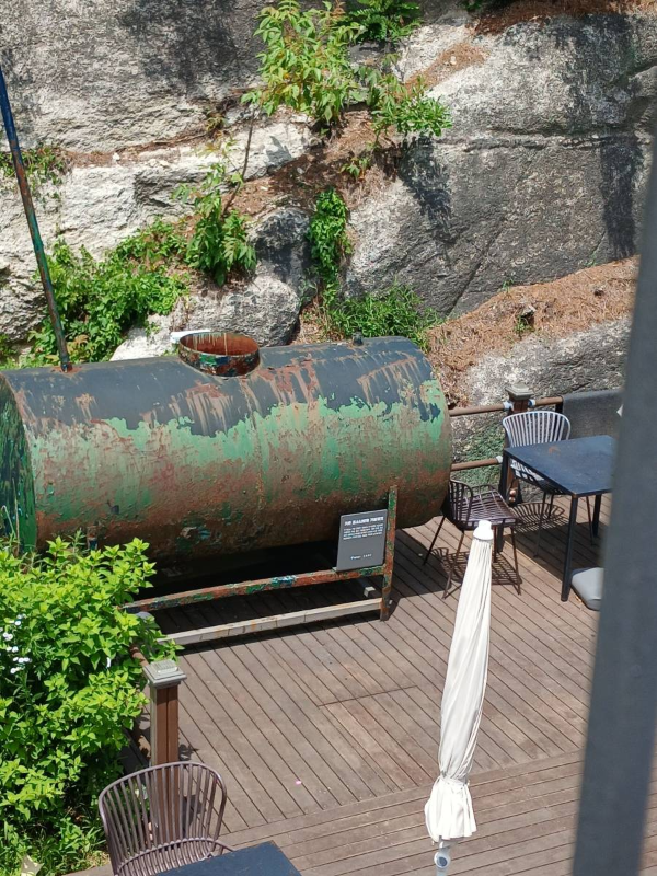 초소책방 드럼통