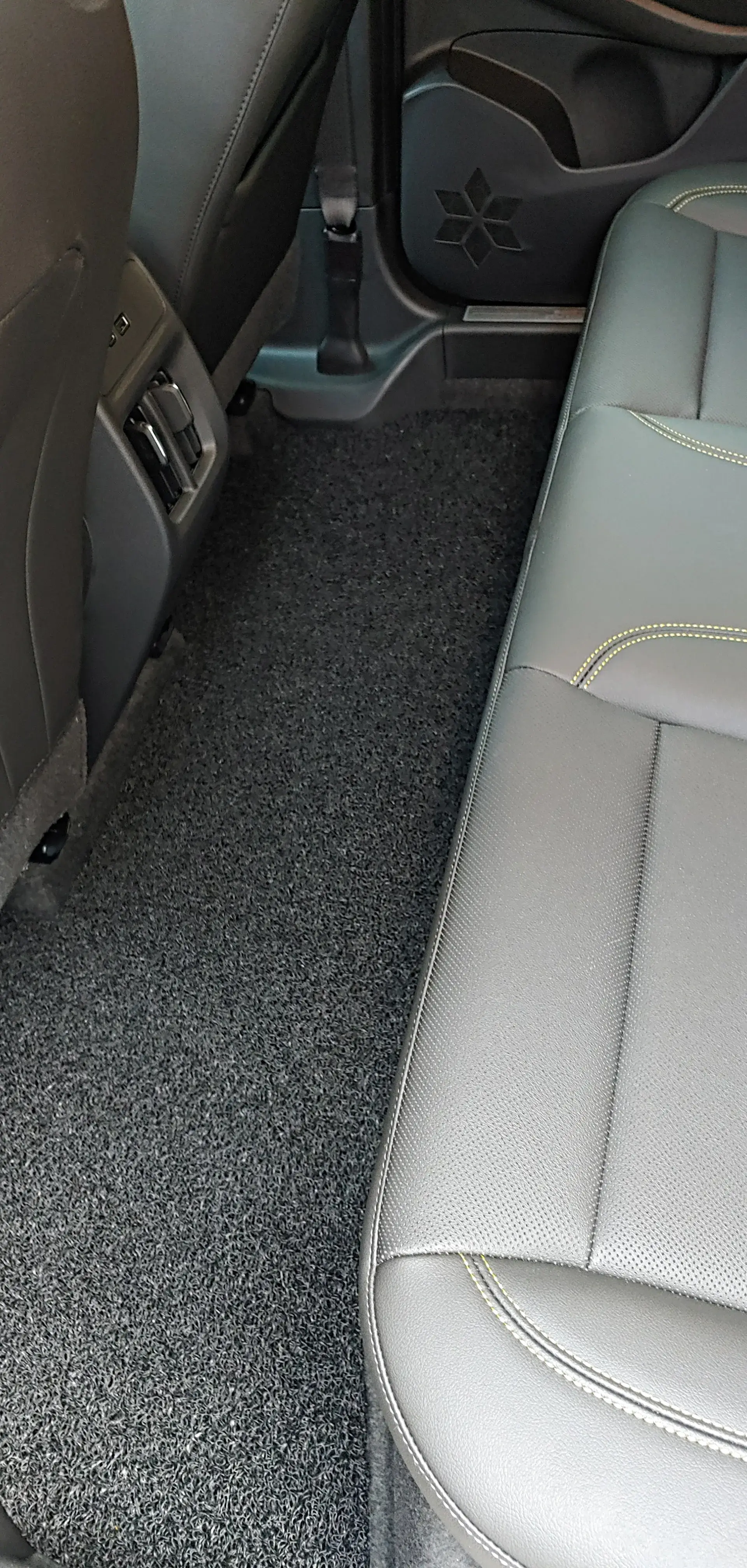 쉐보레 트랙스 크로스오버 내부 및 인테리어