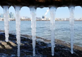 결빙 예보 수도 동파 예방 배관 보온 양동이 준비_3