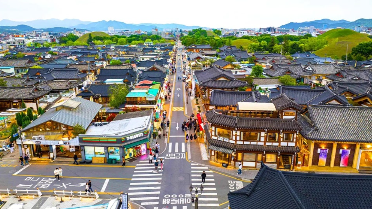 MZ 감성 저격: 황리단길 미식 & 쇼핑 코스