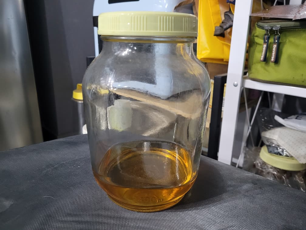 상온에 보관중인 꿀