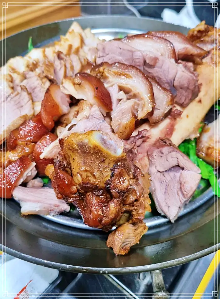 강원 원주 맛집 국내산 보쌈 & 족발 무제한 뷔페 1인 14,900원