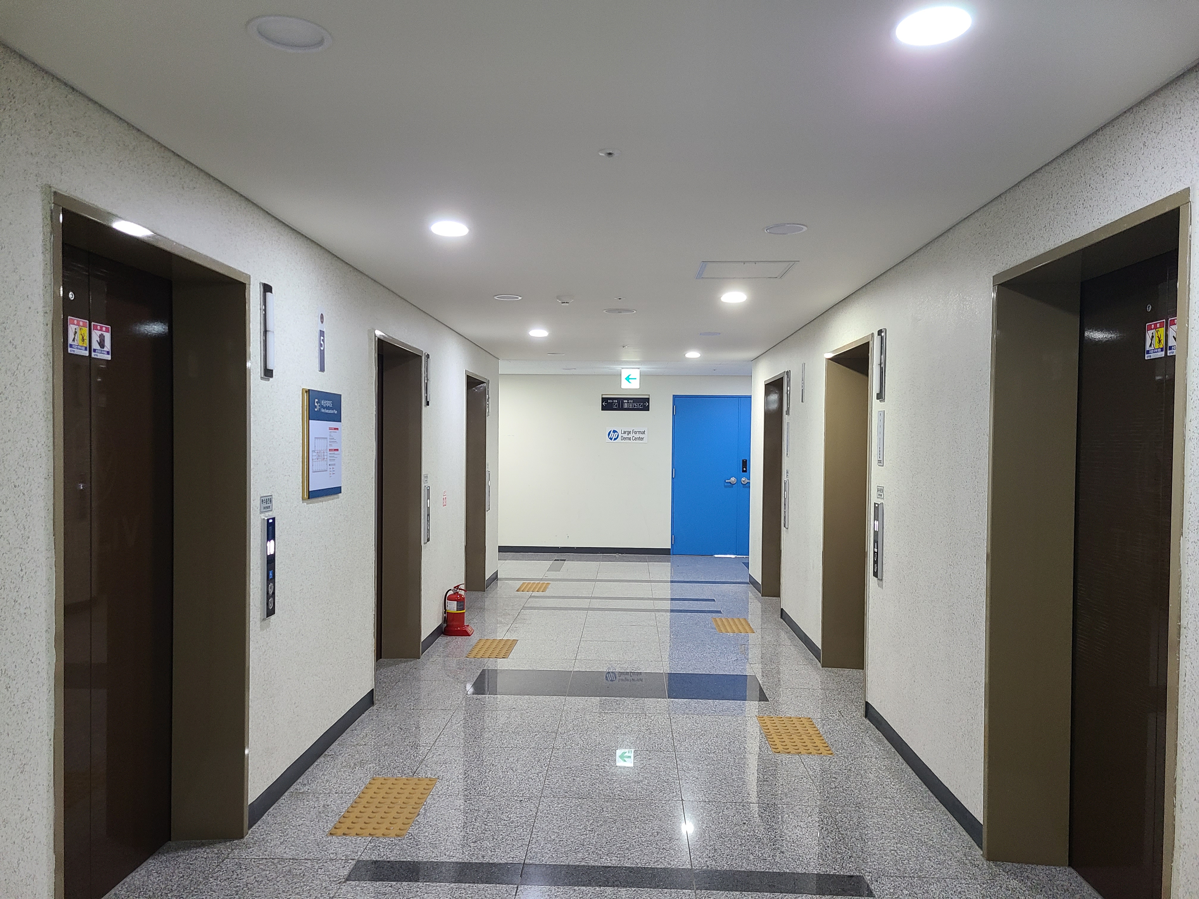 더리브골드타워 섹션오피스2