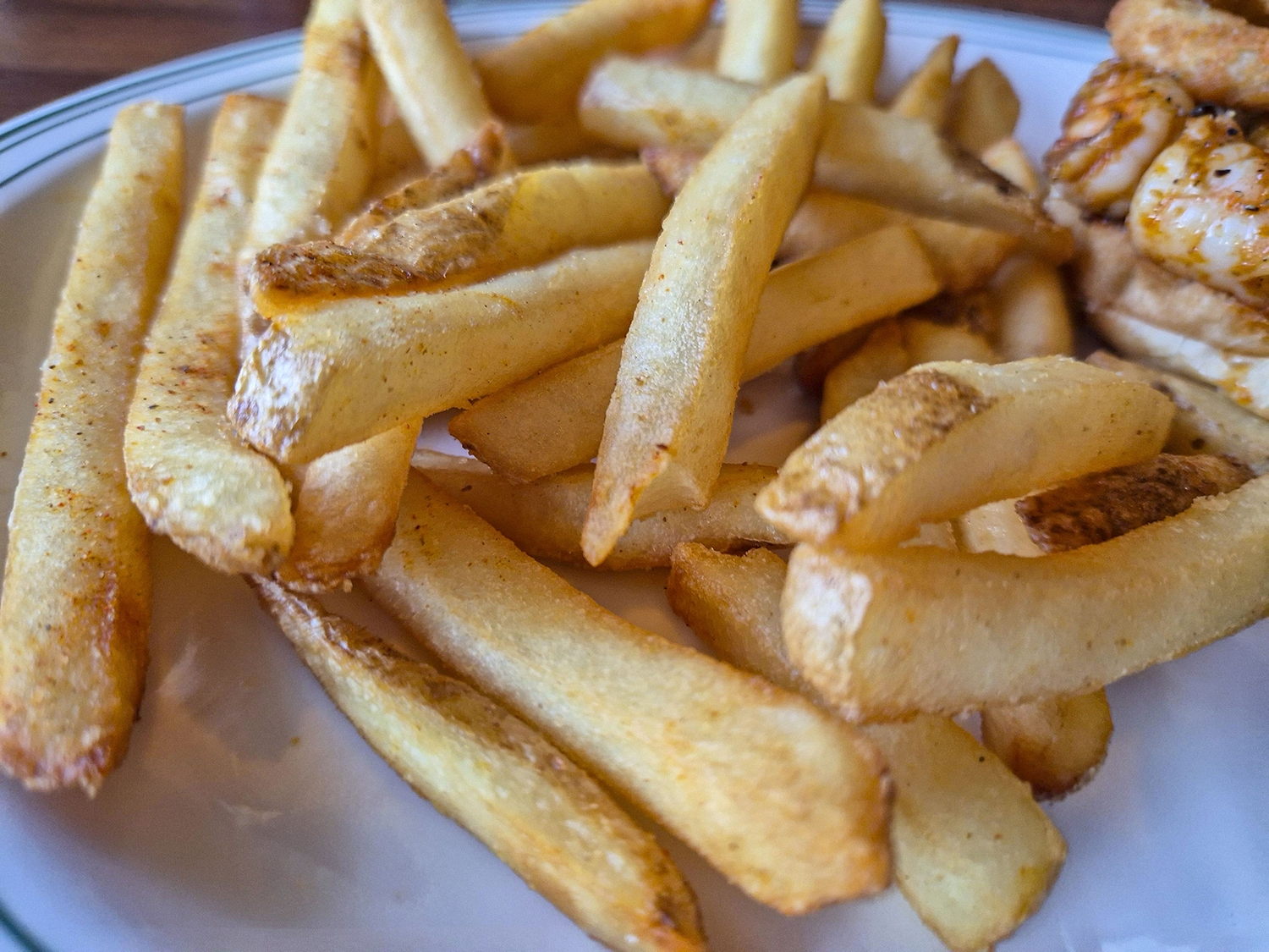 스파이시 쉬림프버거 세트의 감자튀김 2