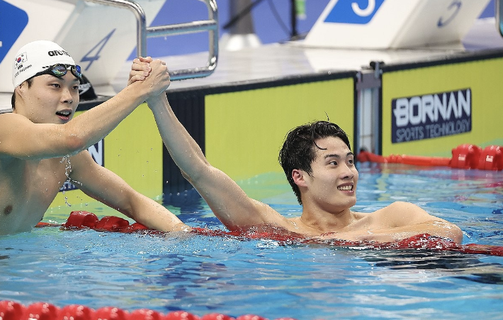 수영 자유형 200m 황선우 선수 금메달, 이호준 선수 동메달 획득