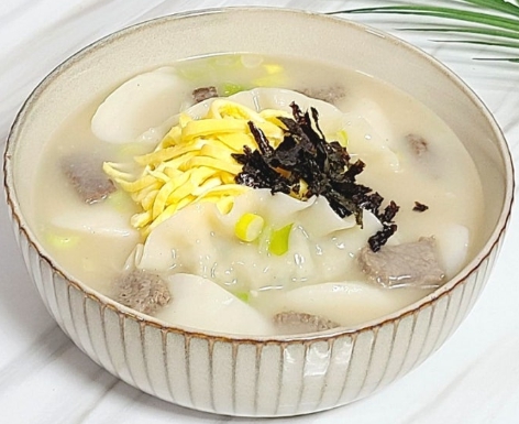 한국의 떡 종류 떡만둣국