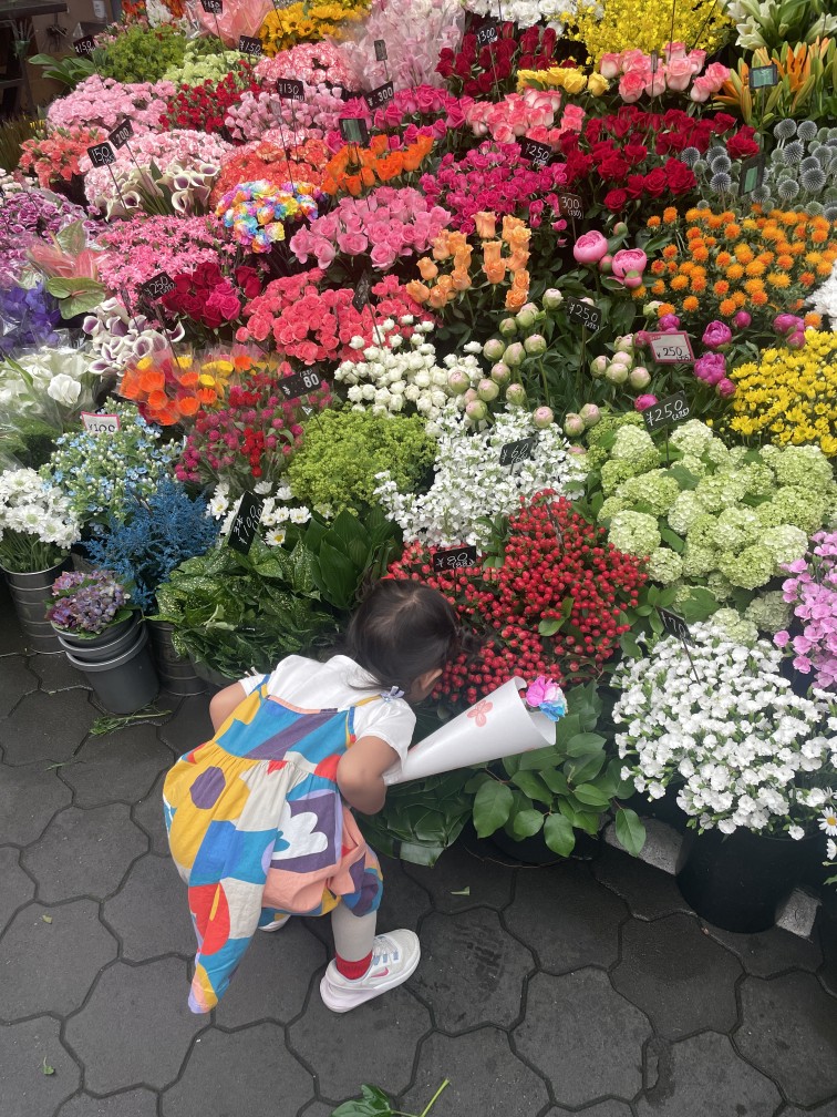 꽃과 아이