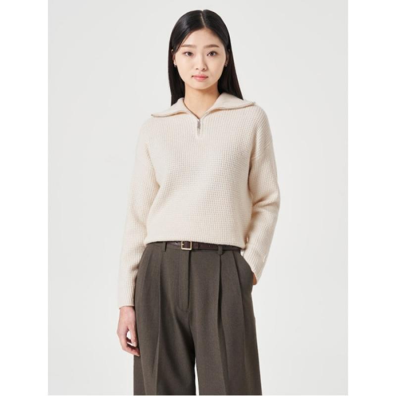 에잇세컨즈 조직감 칼라넥 반집업 니트 113251BY10