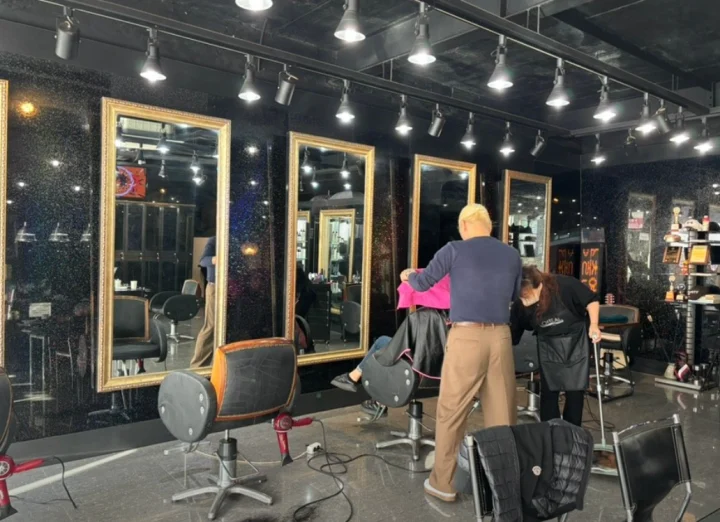 야한-여자-미용실