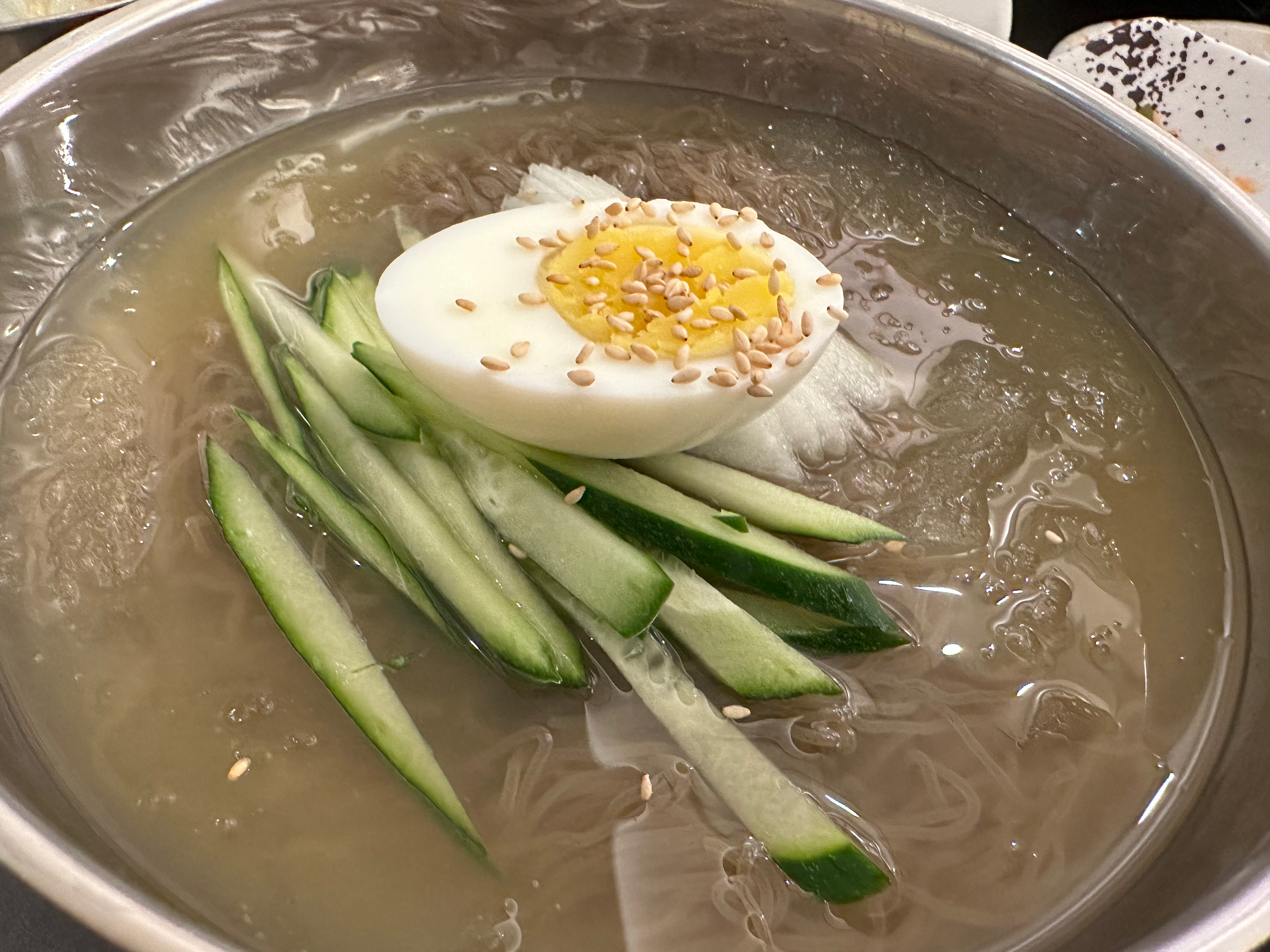 물냉면