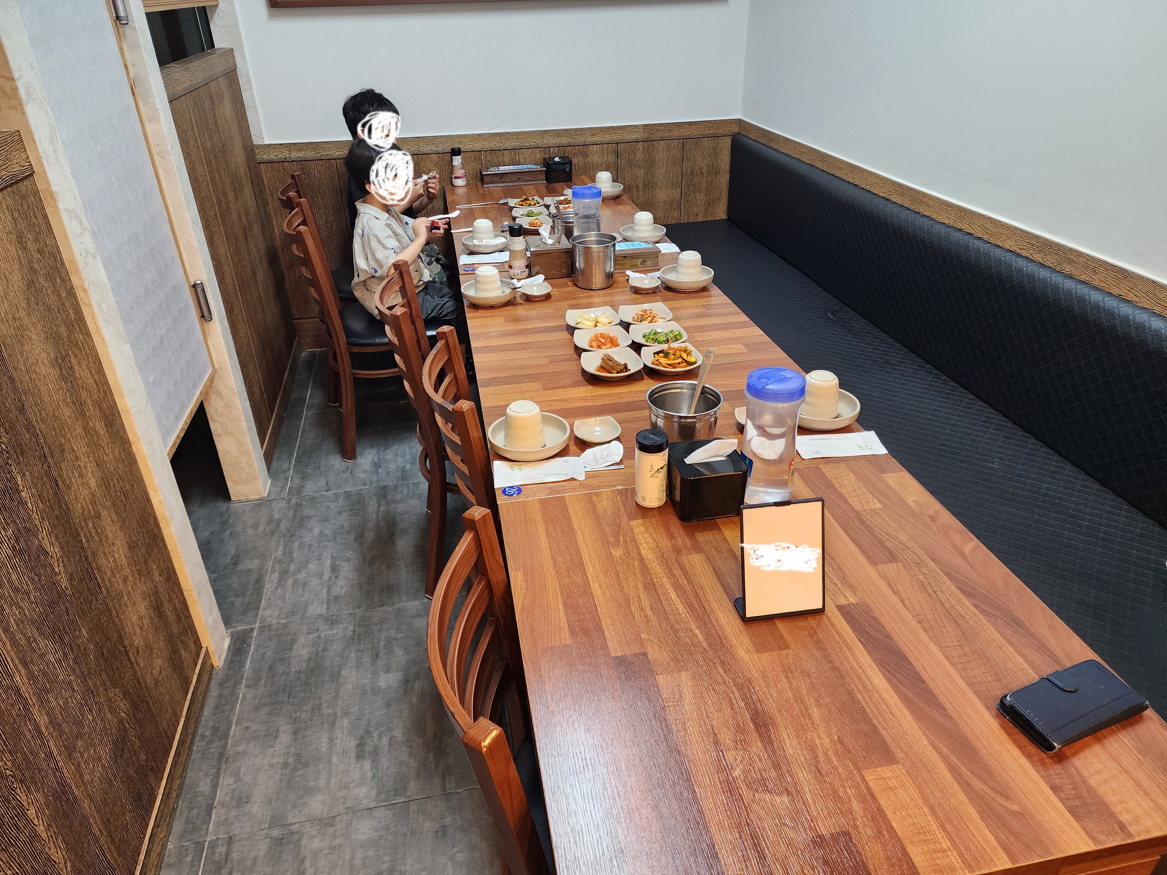 이영미 궁중한방 삼계탕 룸자리