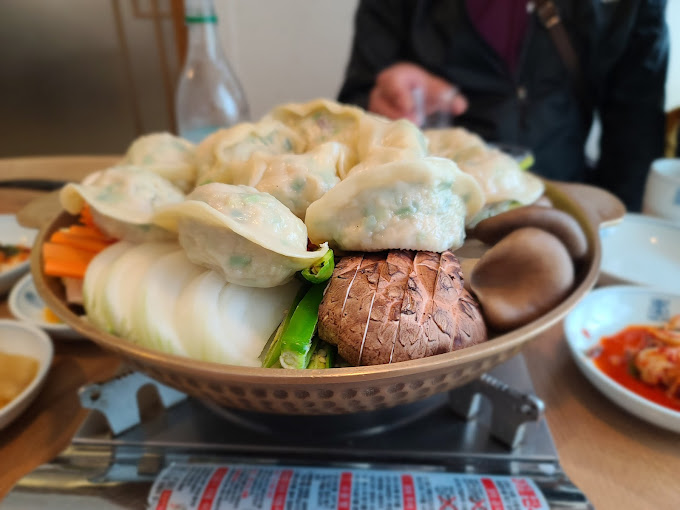 종로 북촌 수제만두 '깡통만두'