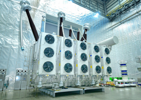 HD현대일렉트릭 변압기의 모습