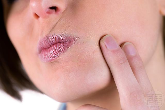 피부장벽 무너짐 증상 피부당김 각질