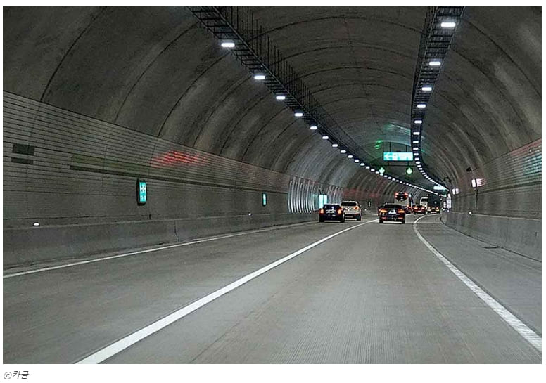 &lsquo;터널 안 가속 현상&rsquo;, 과연 진짜인가"