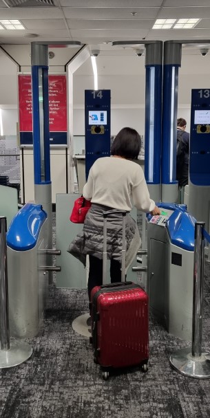 시드니 공항 유심 호텔