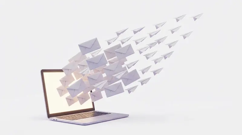 노트북 화면에서 수많은 이메일이 체계적으로 발송되는 일러스트
